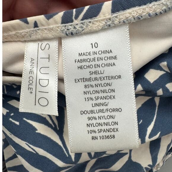 NWT Anne Cole Womens One Piece Swimsuit Size 10 Blue White Cream Floral Swimwear - Picture 4 of 5